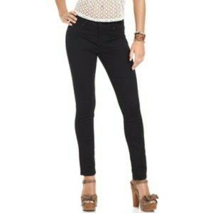 American Rag curvy skinny jean